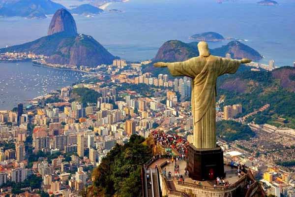 Brazil sees worst drop in industry output in 5 years