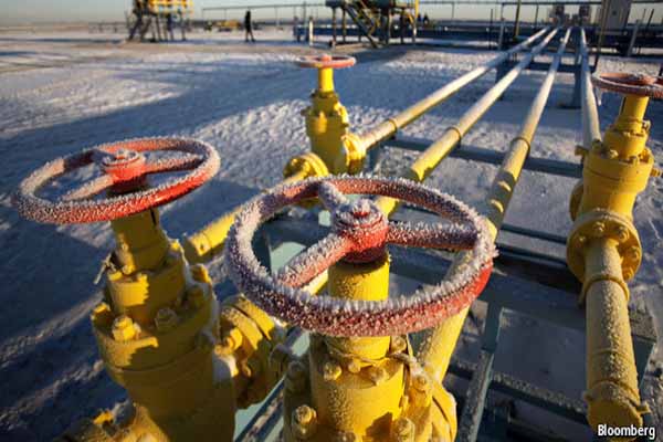 Britain's biggest gas storage runs out of normal supply