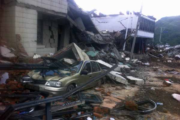 Death toll reaches 398 in China earthquake