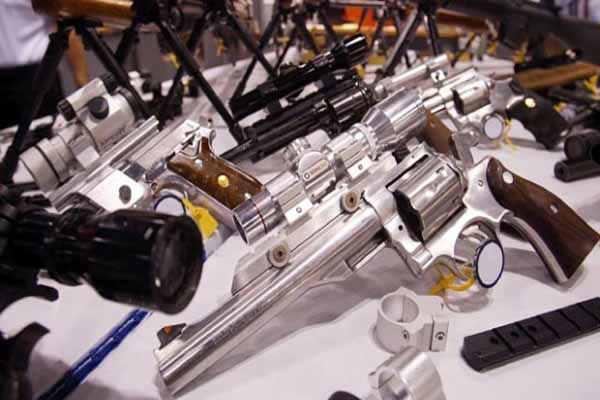 Connecticut lawmakers pass gun controls