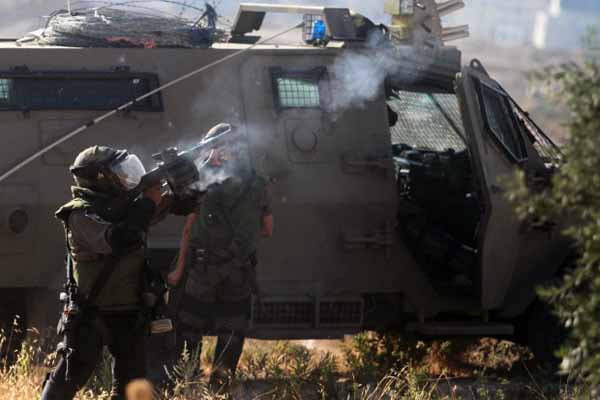 3 Palestinians injured by Israel shelling in Gaza
