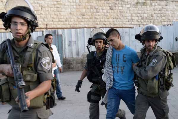 Israel detained 12 Palestinians in West Bank