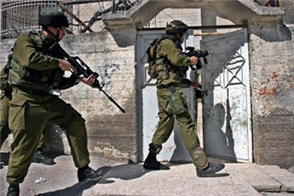 Israeli troops kill Palestinian in West Bank raid