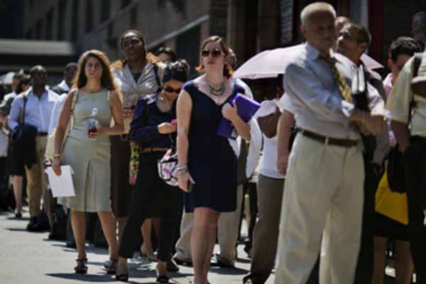 Jobless claims data brightens U.S. jobs picture