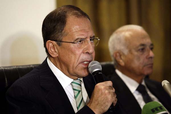 Sergei Lavrov says West can get Syrian rebels to peace talks