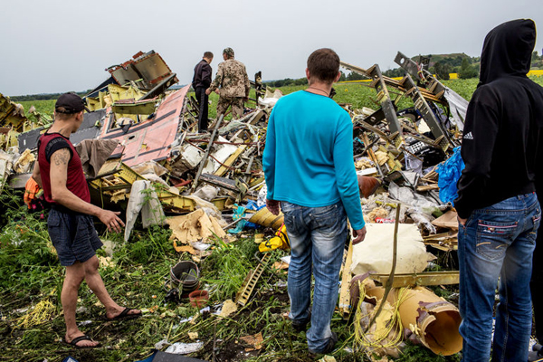 Malaysia PM's trip to focus on identification of MH17 bodies