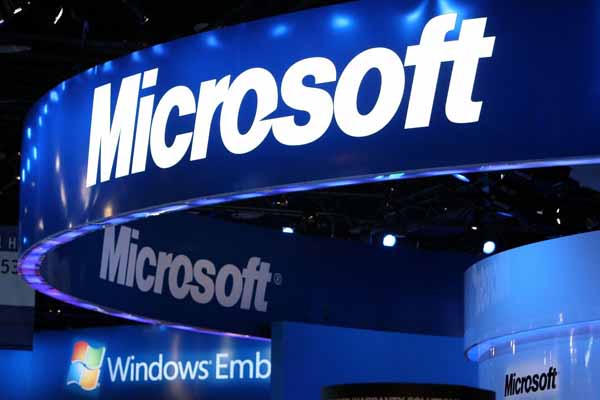 Microsoft sues Samsung in U.S. over patent royalties