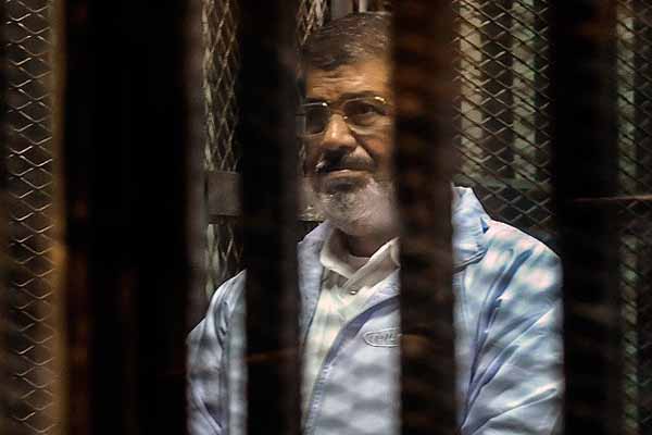 Egypt accuses Morsi of leaking classified documents to Qatar