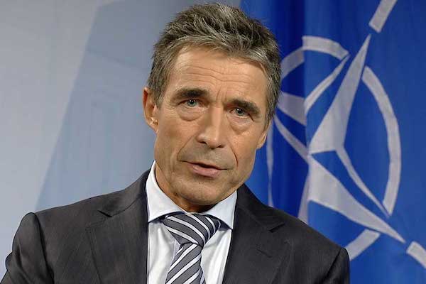 Ukraine presents NATO head with top honor