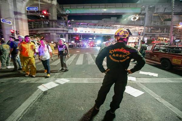 Second explosion in Bangkok after the attack at a popular shrine