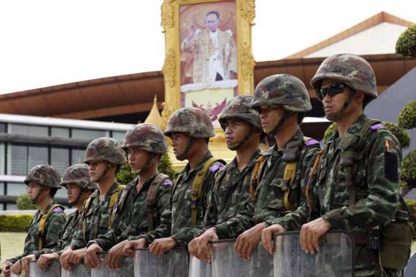 Thai army PM appoints key khaki-clad cabinet members