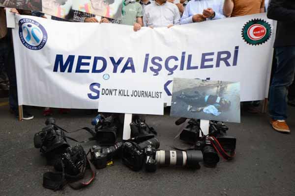 Turkish union protests Israel over murdered journalists