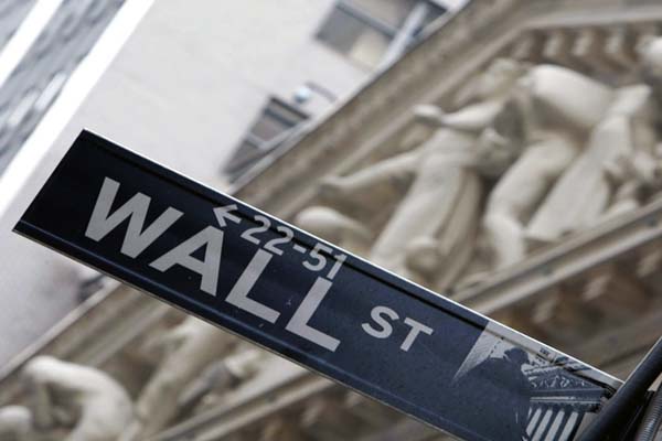 Wall Street rises on hopes for a budget deal