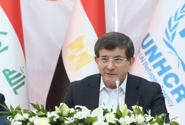Davutoglu says starvation used as war tactic in Syria