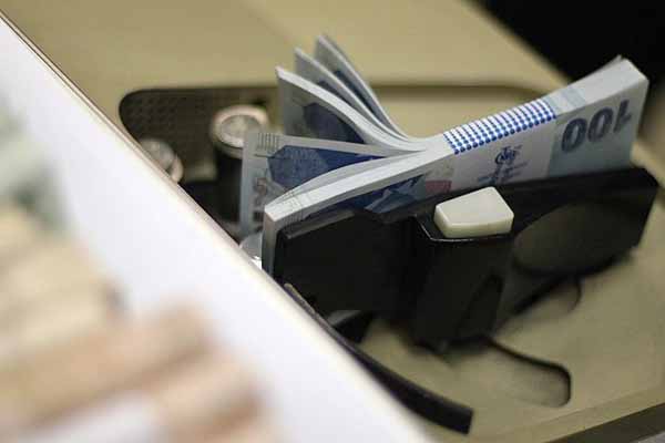 Strong demand for Turkish bonds reduces government borrowing