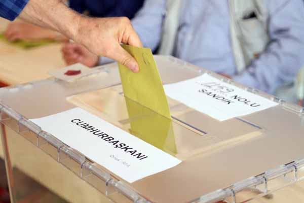 Turkey holds first direct presidential election