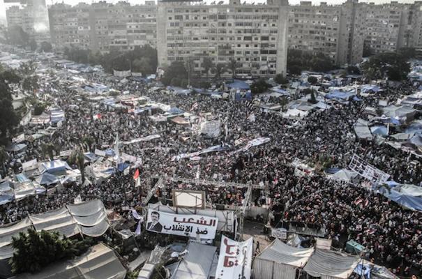 Crowds mark Rabaa killings in Washington and Paris