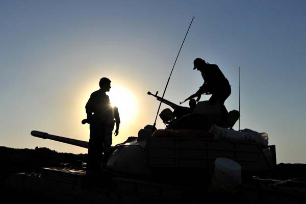Officials, 'US destroys Islamic State vehicles in Iraq'