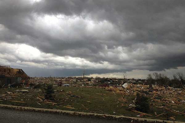 Storm kills 5 in U.S. Midwest