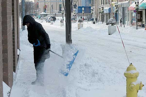 US hit by 'freezing' winter storm