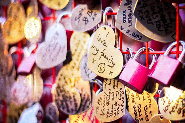 Valentine's Day traditions around the world