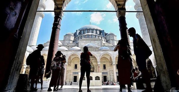 Turkey draws nearly 25M foreign visitors in 7 months