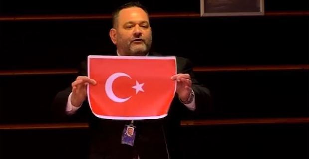 Turkey: Greek MEP who ripped Turkish flag to face probe