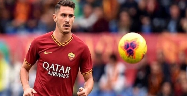 Roma's Turkish defender stays fit with home workouts