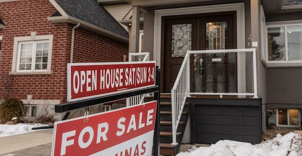 Foreigners now banned from buying homes in Canada