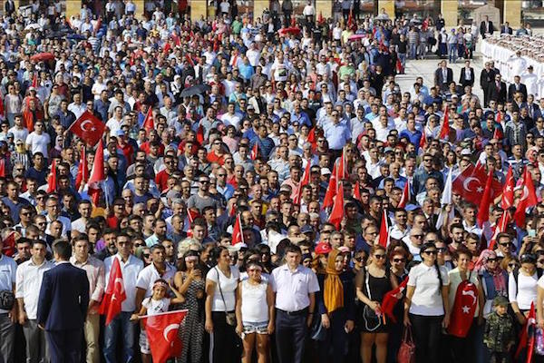 July 15 martyrs' relatives join Turkey's leaders in marking 94th anniversary of Independence War