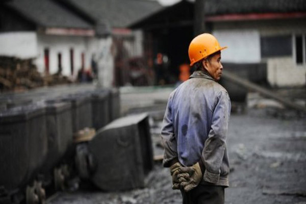 Fire at Chinese coal mine kills 17