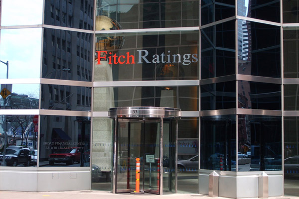 Fitch threatens US ratings review if no deal