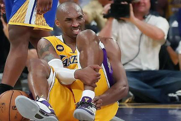 Kobe Bryant suffered an Achilles tendon injury