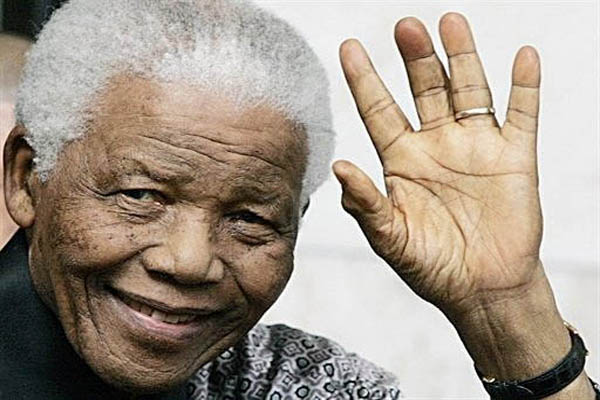 Nelson Mandela in critical condition