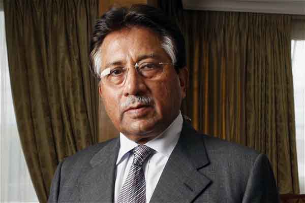 Musharraf returns to Pakistan for elections