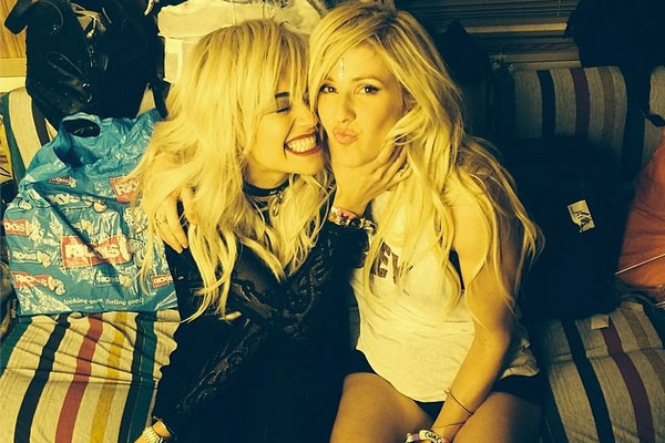 Rita Ora and Ellie Goulding have a big snog