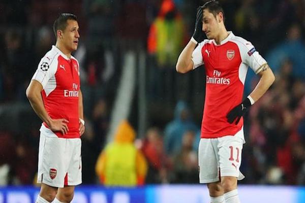 Sanchez and Ozil contract negotiations on hold