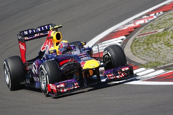 Sebastian Vettel wins German GP