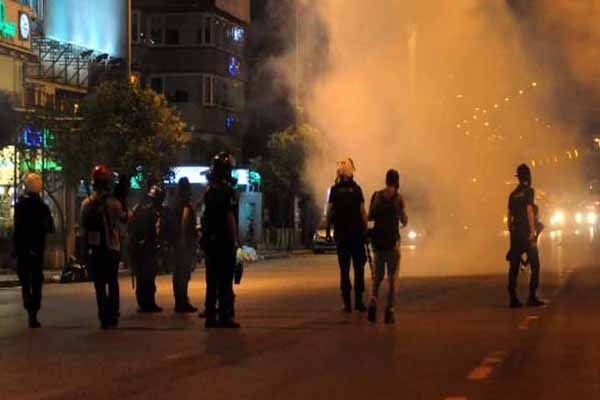 Turkish police clear Taksim sit-in