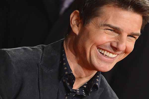 Tom Cruise joins social media