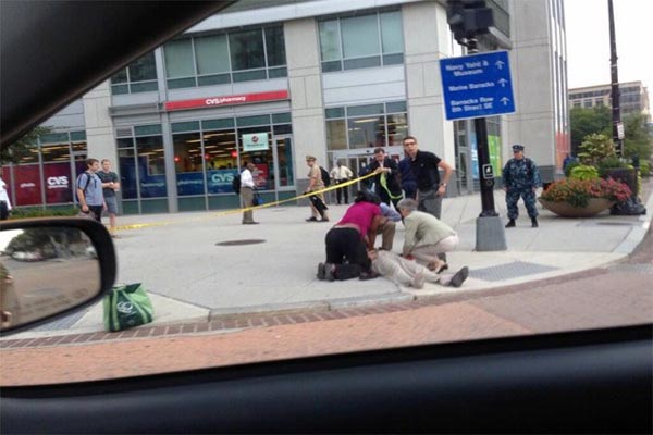 At least 12 people shot at U.S. navy yard