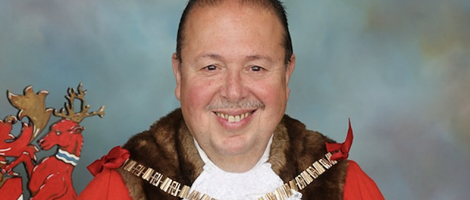Bexley's New Mayor is Cllr Ahmet Dourmoush