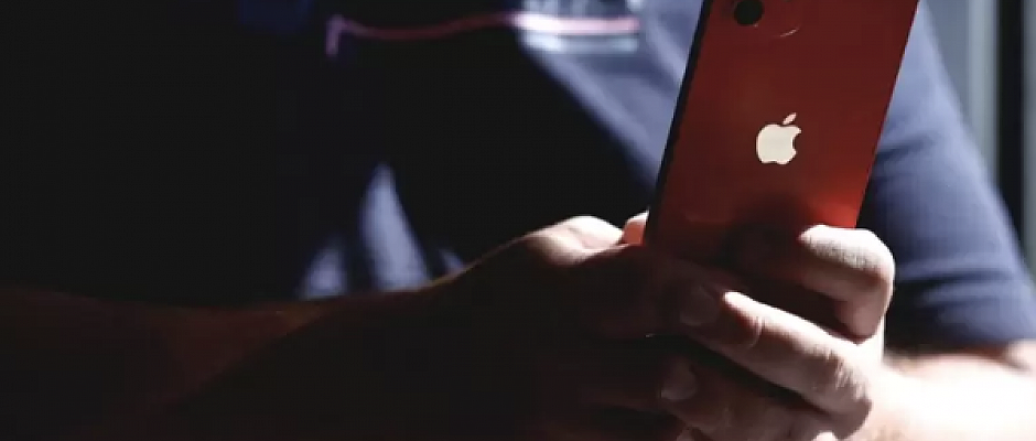 Will Apple update the iPhone 12 in France