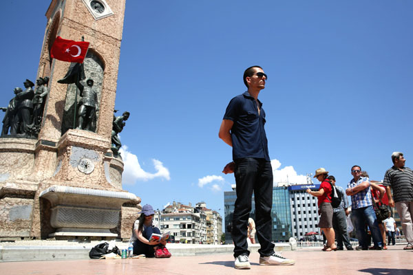 Reclining Man protests in Taksim Square