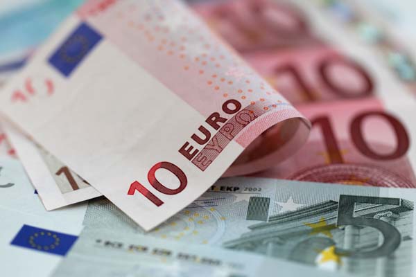 Eurozone, IMF agree 10-bn-euro Cyprus bailout