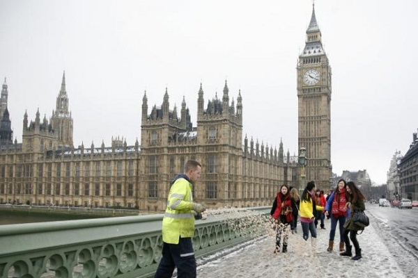 Britain First founder quits over mosque invasions