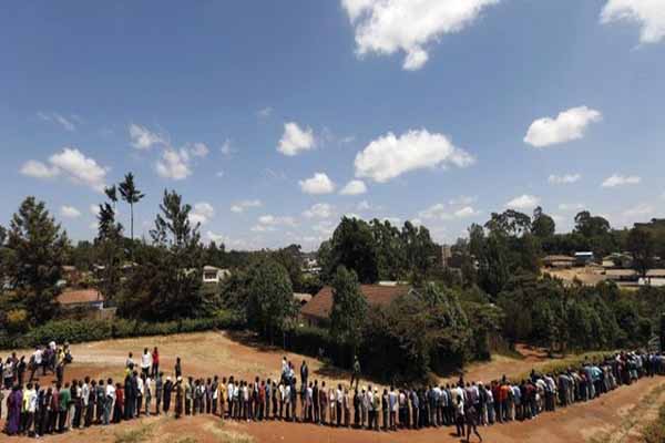 Kenyans vote in crucial election