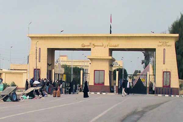 Egypt shuts Rafah crossing with Gaza