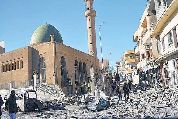 Syrian regime bombs opposition Raqqa