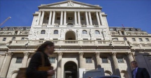 UK inflation slows to 2.4 pct
